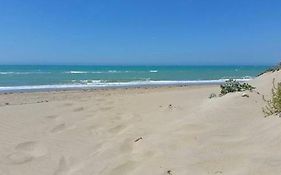 Sul Mare E Sotto Le Stelle Di Roccazzelle-Manfria